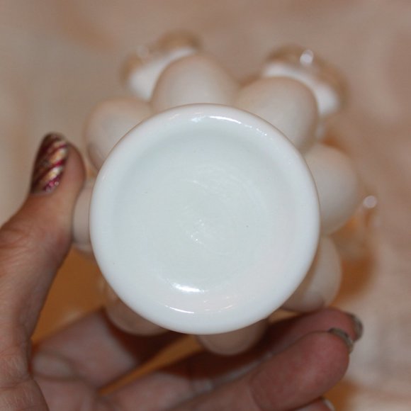 Vintage 6" Fenton Milk Glass Ruffled Edge Silver Crest Melon Ribbed Vase - Picture 3 of 3